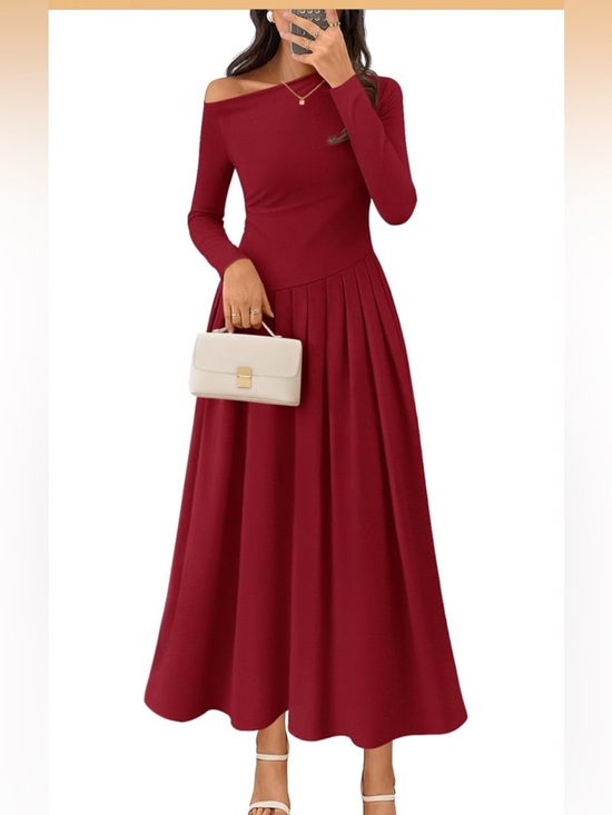 Dresses & Skirts - Elegant Burgundy Long Sleeve Pleated Maxi Dress 005